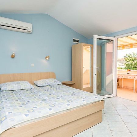 Apartmani Albi 자톤 외부 사진