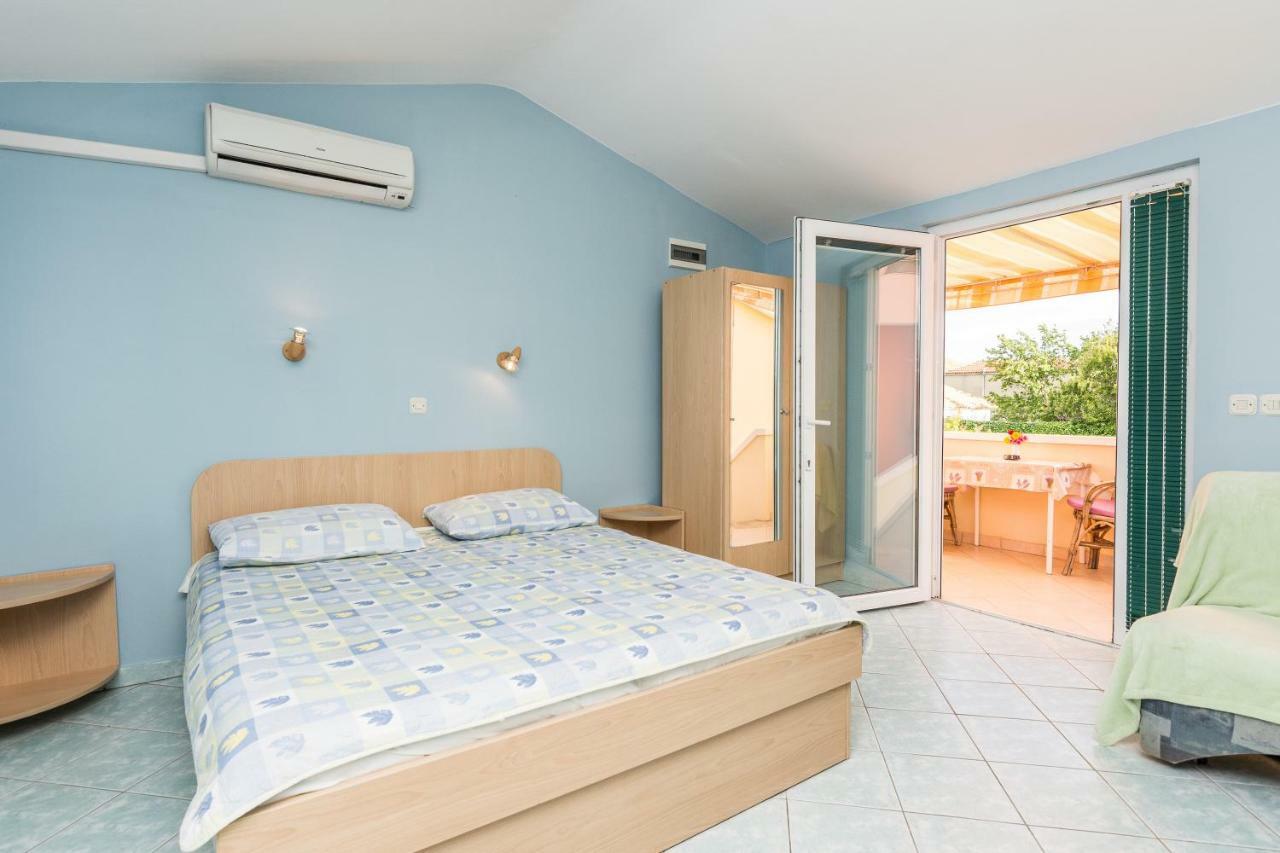 Apartmani Albi 자톤 외부 사진