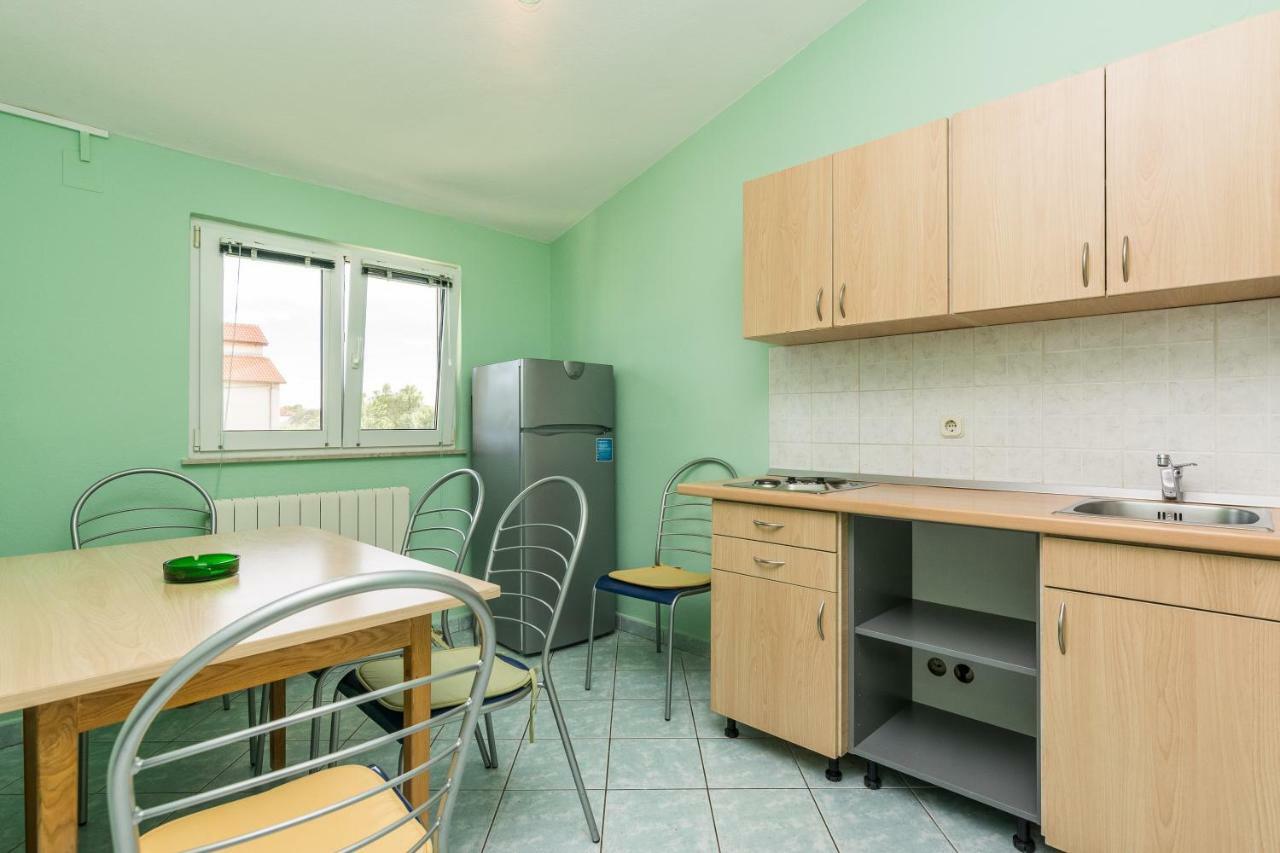Apartmani Albi 자톤 외부 사진