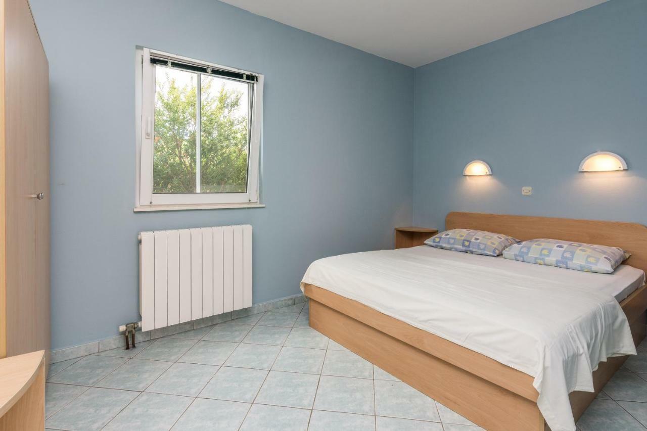 Apartmani Albi 자톤 외부 사진