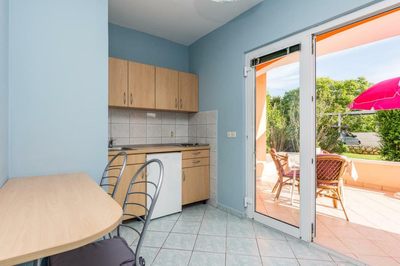 Apartmani Albi 자톤 외부 사진